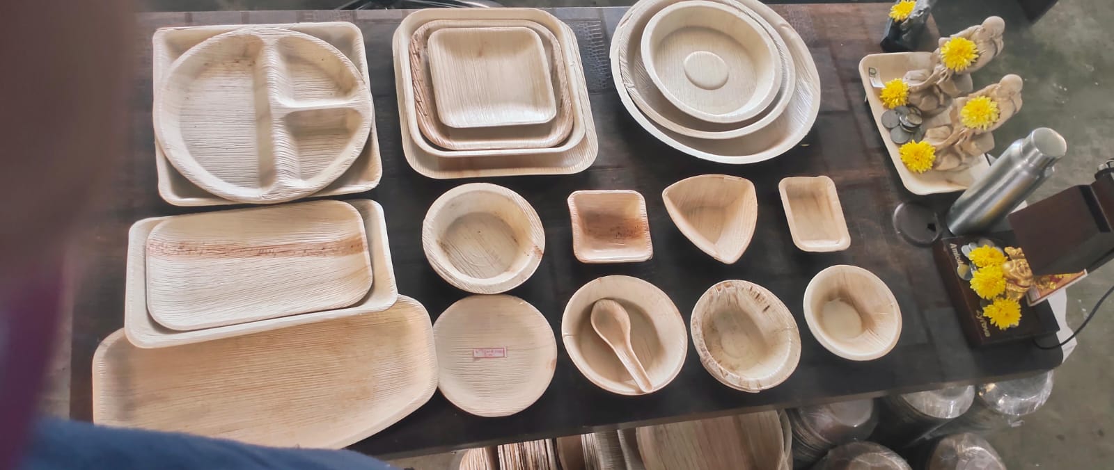 Areca Plates & Bowls